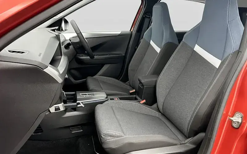 Used Vauxhall Frontera Design Edition 83 kW (113 HP) 2025 Orange SUV