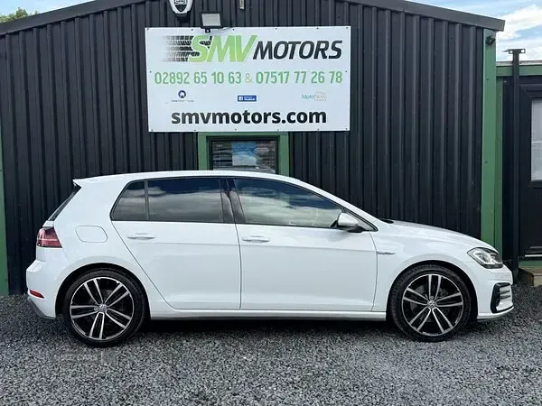 Used VW Golf VII GTD 184 HP (135 kW) 2017 White Hatchback