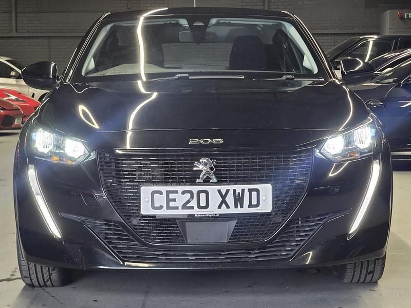 Used Peugeot e-208 Active 50 kW (68 HP) 2020 Black Hatchback