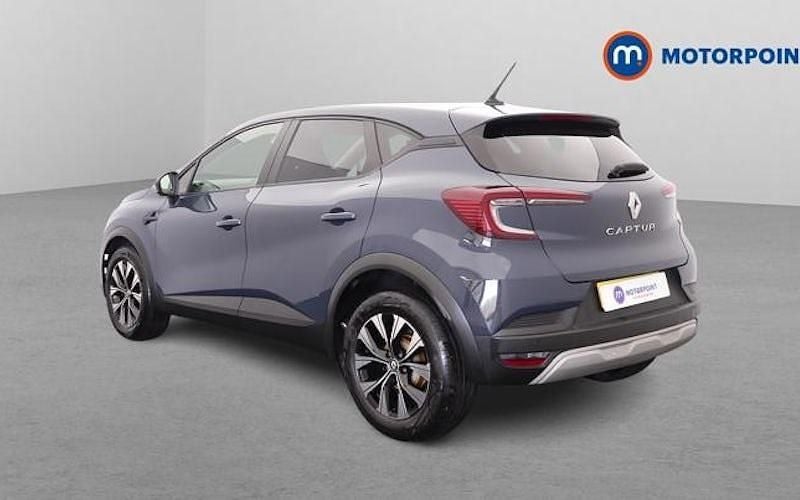 Used Renault Captur Evolution 91 HP (66 kW) 2023 Blue SUV