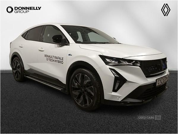 Matte satin pearl white Used 2024 Renault Rafale Techno Esprit Alpine SUV | £29,985 (Fair price) - Image 1/4