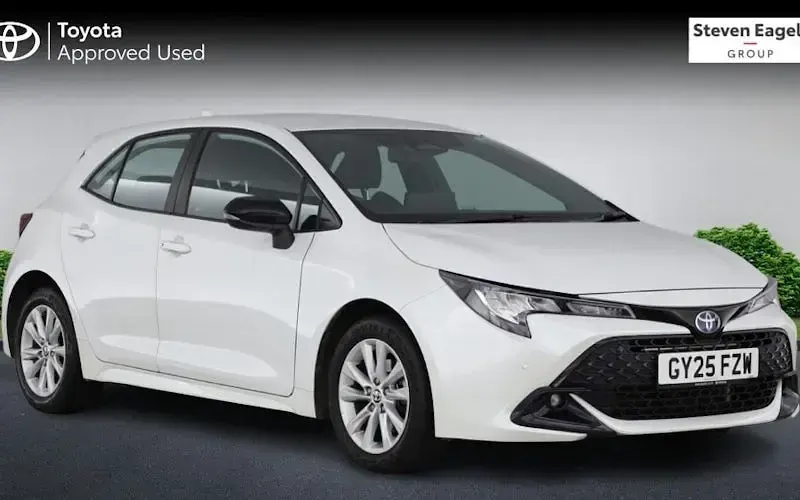 Used Toyota Corolla 140 HP (102 kW) 2025 Hatchback