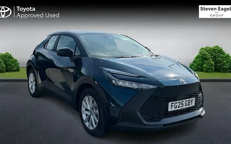 Used Toyota C-HR 140 HP (102 kW) 2026 SUV