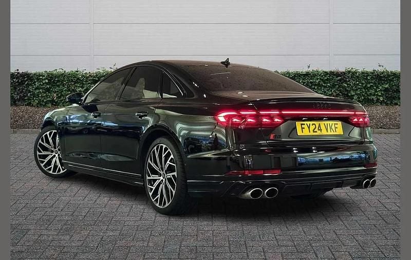 Used Audi S8 Advanced 571 HP (419 kW) 2024 Black Sedan