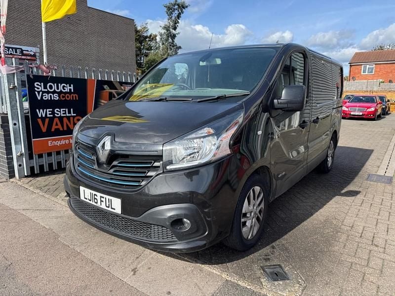 Używany Renault Trafic 2016 Czarny Minivan