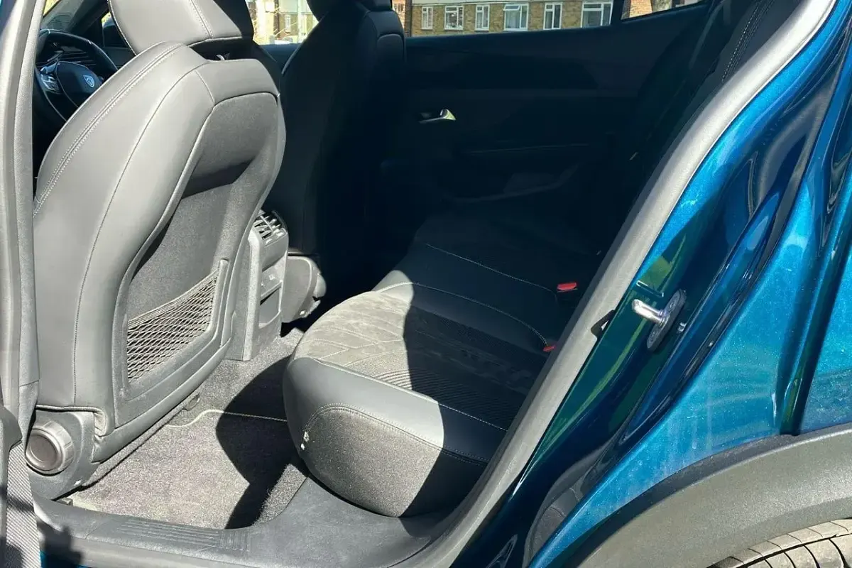 Used Peugeot 408 GTi 130 HP (95 kW) 2024 Blue SUV