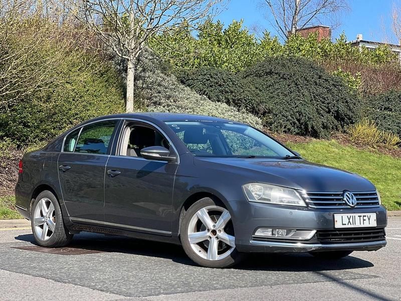 Used VW Passat SE 160 HP (117 kW) 2011 Grey Sedan