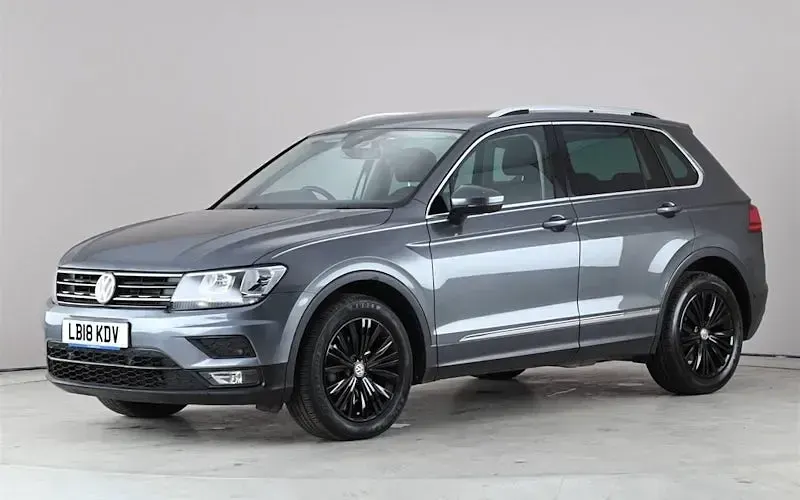 Używany VW Tiguan SE 150 KM (110 kW) 2018 Szary SUV