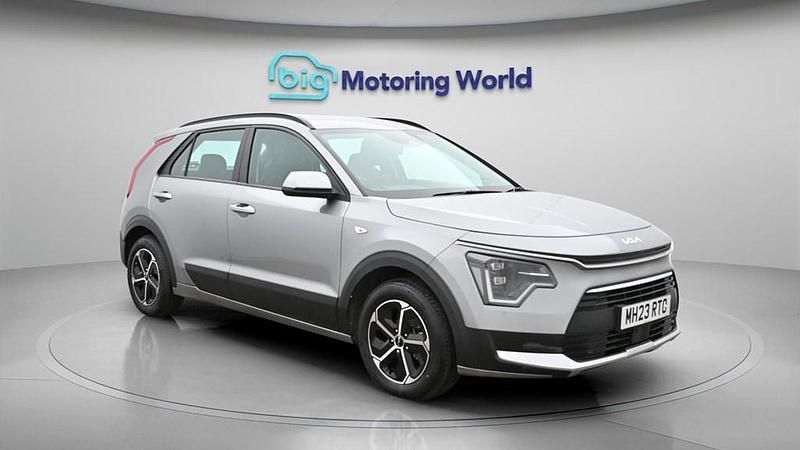 Used Kia Niro 139 HP (102 kW) 2023 Grey SUV