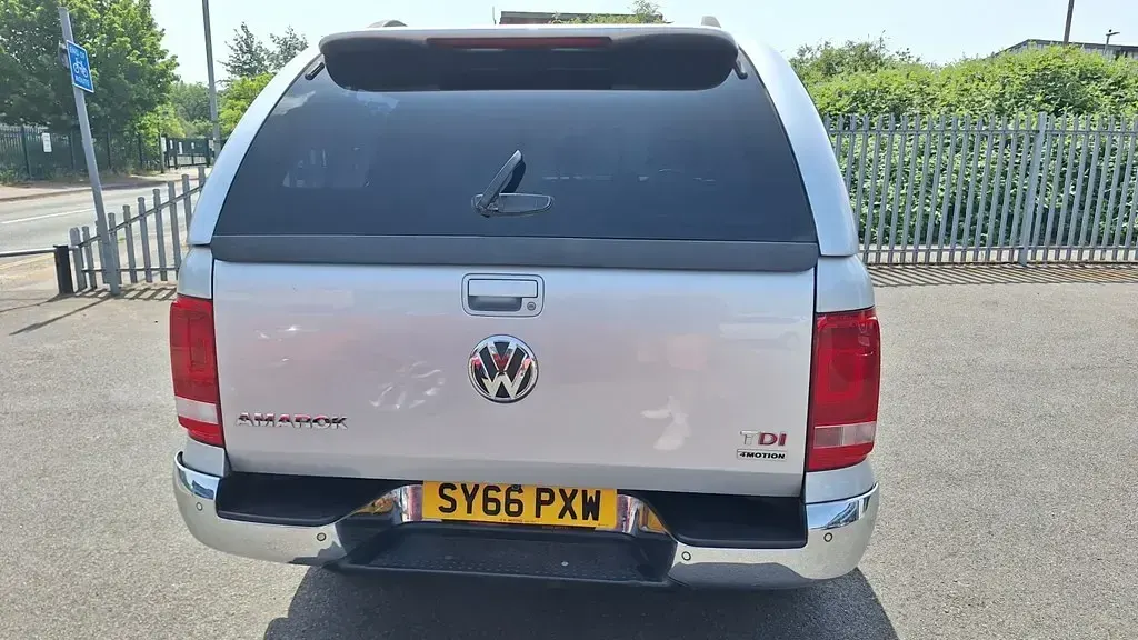 Used VW Amarok Highline 2016 Silver Pickup