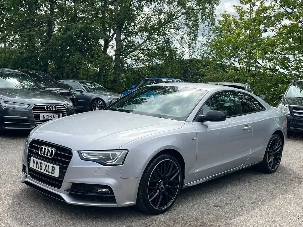 Używany Audi A5 Black Edition 2016 Srebrny Coupe