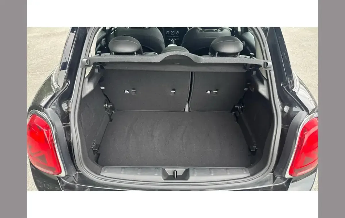 Used Mini Cooper D 113 HP (83 kW) 2018 Black Hatchback