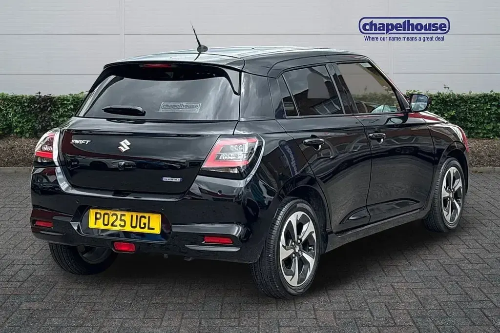 Used Suzuki Swift 82 HP (60 kW) 2025 Black Hatchback