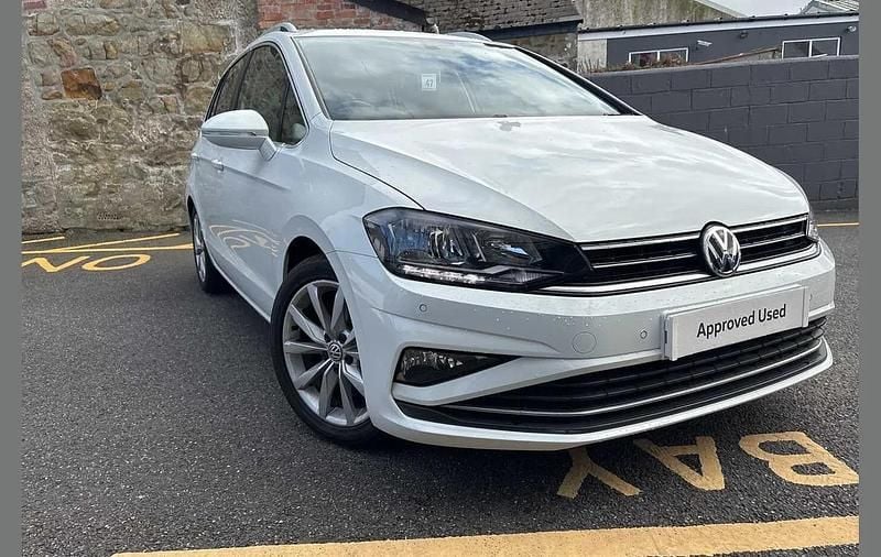 Used VW Golf Sportsvan GT 148 HP (108 kW) 2018 White MPV