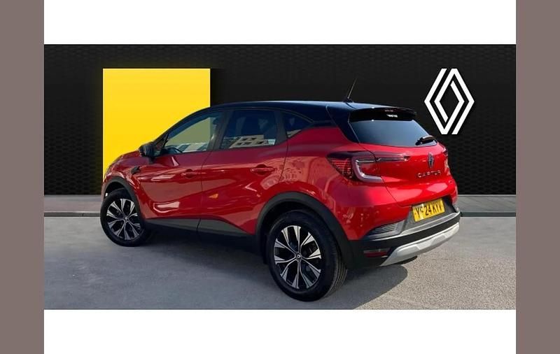 Second-hand Renault Captur Evolution 143 CP (105 kW) 2024 Negru SUV