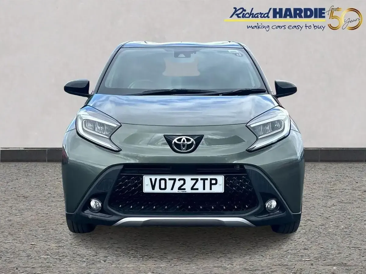 Used Toyota Aygo 71 HP (52 kW) 2022 Green