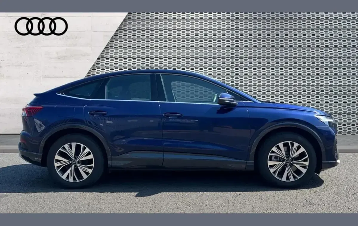Used Audi Q4 e-tron Sport 210 kW (286 HP) 2025 Blue SUV