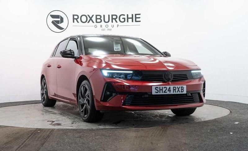 Used Vauxhall Astra S 130 HP (95 kW) 2024 Red Hatchback