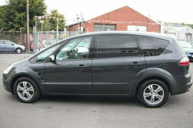 Używany Ford S-MAX S 2008 Minivan