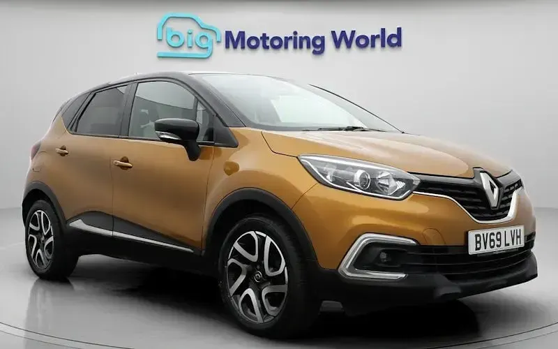 Used Renault Captur Iconic 90 HP (66 kW) 2019 SUV