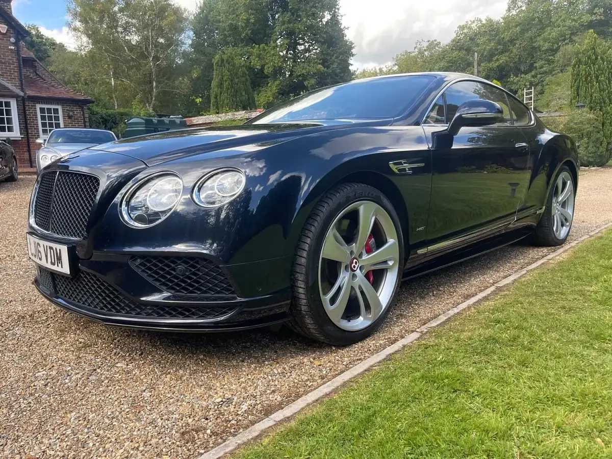 Used Bentley Continental 528 HP (388 kW) 2016 Blue Coupe
