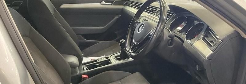 Used VW Passat Business 150 HP (110 kW) 2016 Reflex silver Estate