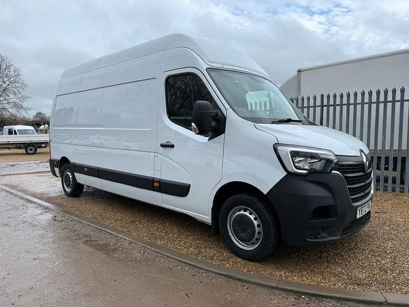 Used Renault Master Business 2022 White MPV