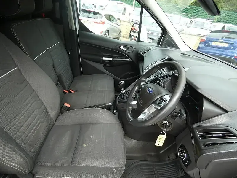 Used Ford Transit Connect Limited 115 HP (84 kW) 2015 White MPV