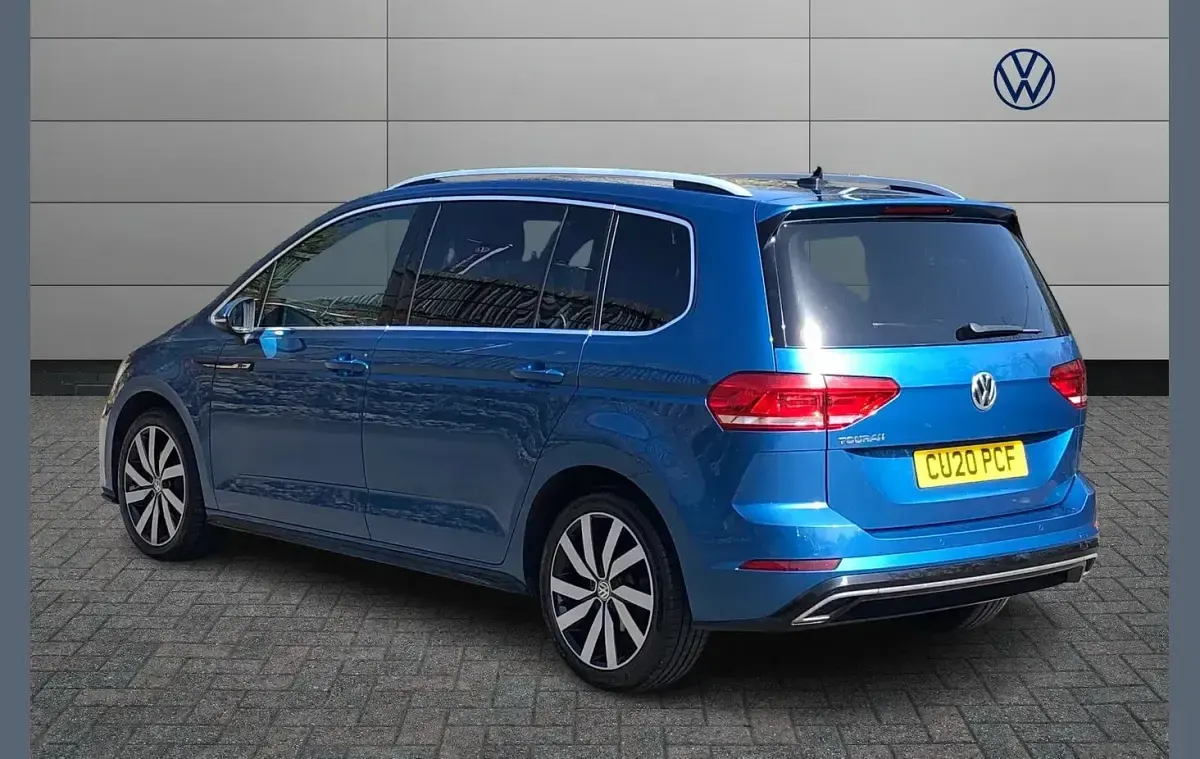 Used VW Touran R-line 150 HP (110 kW) 2020 Blue MPV