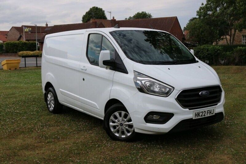 White Used 2022 Ford Transit Custom Limited Van | £13,995 (Super price) - Image 1/4