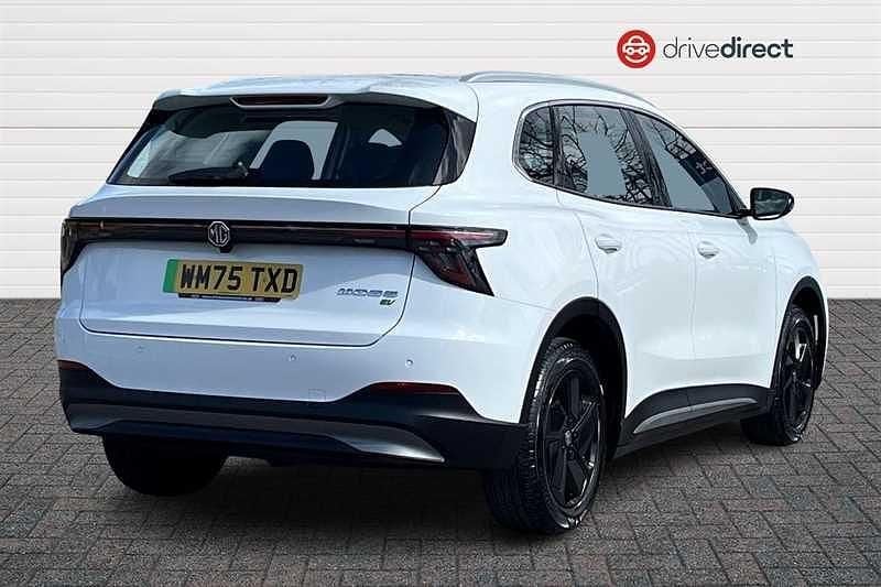 Used MG MG5 EV SE 114 kW (156 HP) 2025 White Estate