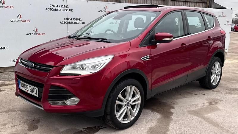 Used Ford Kuga Titanium X 180 HP (132 kW) 2016 Red SUV
