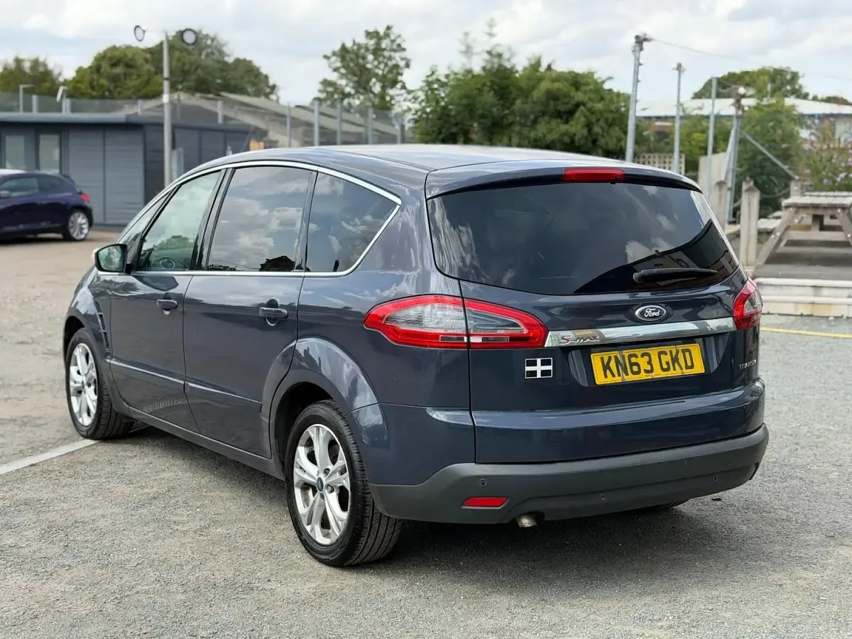 Used Ford S-MAX Titanium 115 HP (84 kW) 2013 Grey MPV