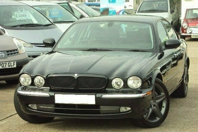 Used Jaguar XJ8 262 HP (192 kW) 2004 Sedan