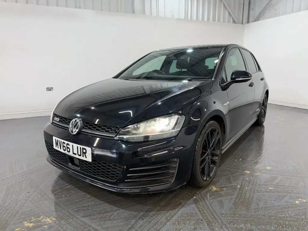 Used VW Golf VII GTD 184 HP (135 kW) 2016 Black Hatchback