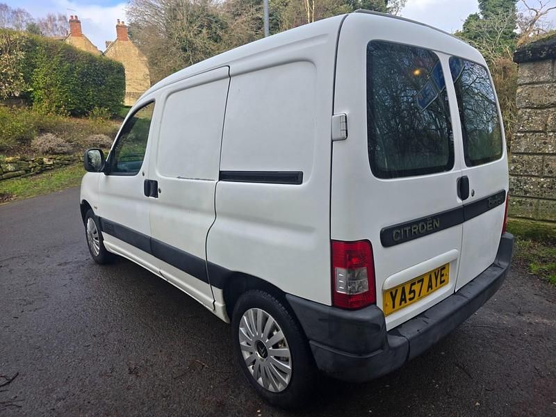 Used Citroën Berlingo 2008 White MPV