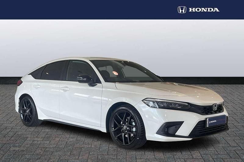 White Used 2025 Honda Civic Sport Hatchback | £30,250 (Good price) - Image 1/4
