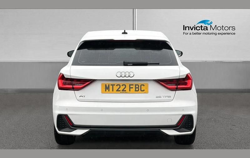 Used Audi A1 S-Line 95 HP (69 kW) 2022 Shell white SUV