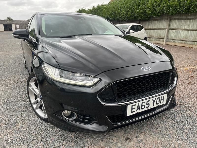 Black Used 2015 Ford Mondeo Titanium Hatchback | £6,995 (Fair price) - Image 1/4