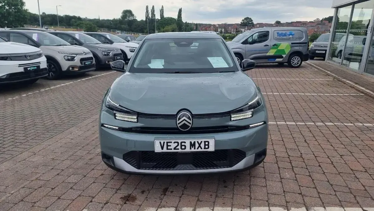 New Citroën C4 PureTech 127 HP (93 kW) 2026 Green SUV