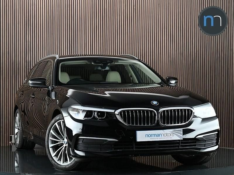 Used BMW 520 Comfort Edition 190 HP (139 kW) 2018 Black Estate