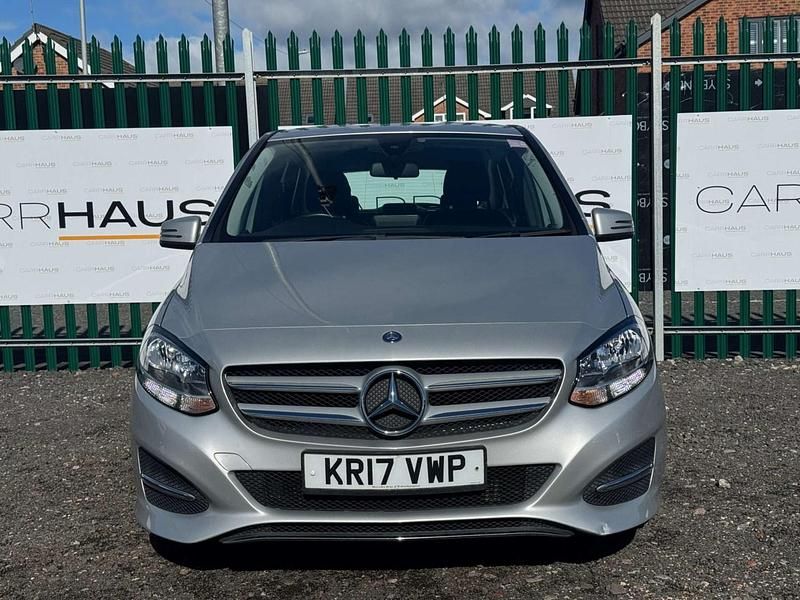Used Mercedes B180 SE 109 HP (80 kW) 2017 Silver MPV