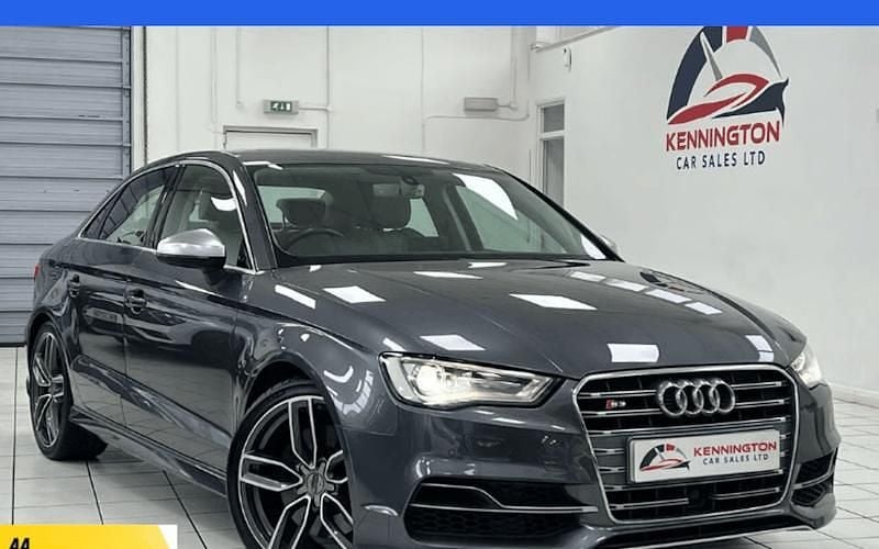 Usado Audi S3 Design 300 HP (220 kW) 2015 Sedan