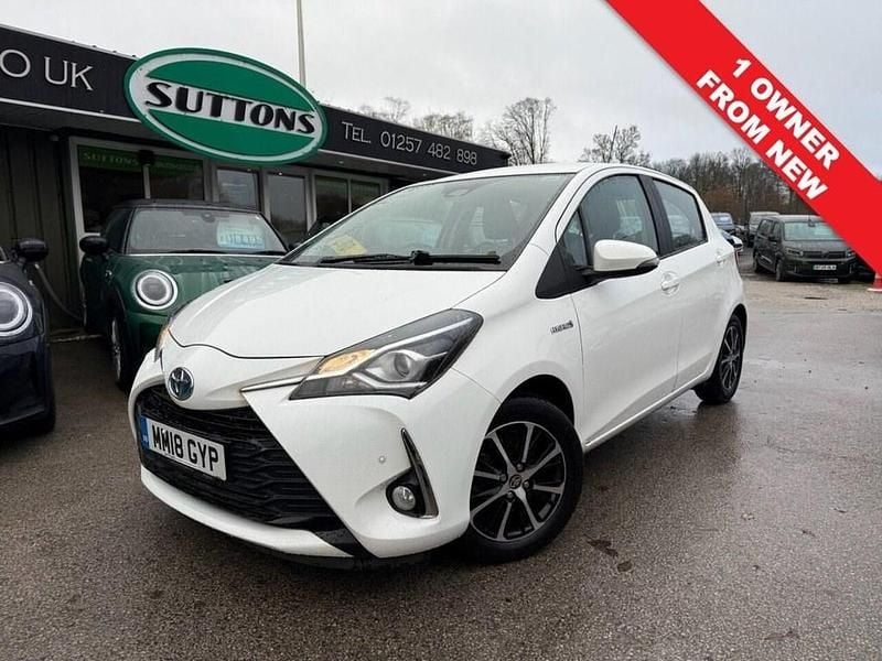 White Used 2018 Toyota Yaris Hybrid Hatchback | £11,895 (Good price) - Image 1/3