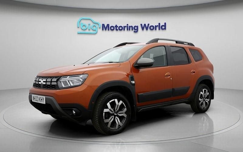 Used Dacia Duster Journey 148 HP (108 kW) 2023 Orange SUV