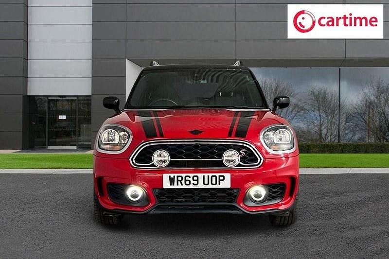 Used Mini Cooper S Countryman Sport 192 HP (141 kW) 2019 Red SUV