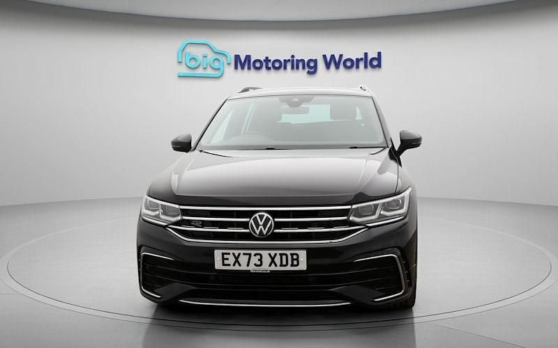 Used VW Tiguan R-line 245 HP (180 kW) 2023 SUV