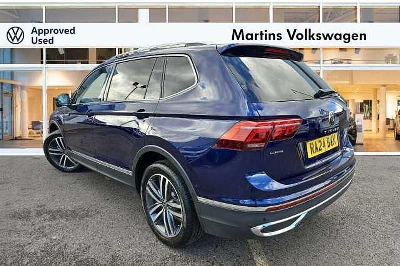Used VW Tiguan Allspace Elegance 150 HP (110 kW) 2024 Blue SUV
