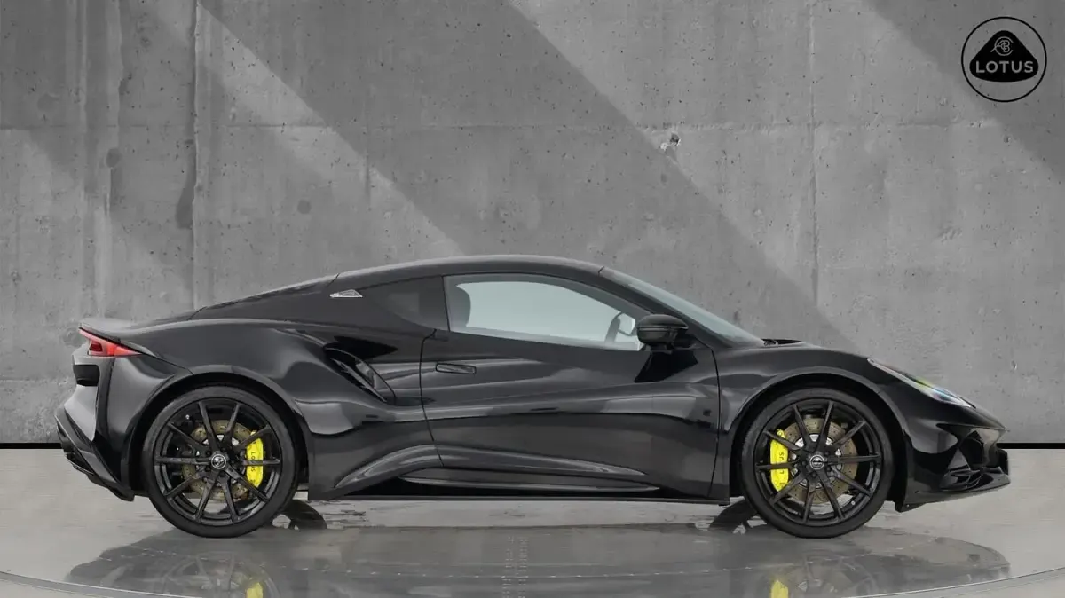 New Lotus Emira 366 HP (269 kW) 2025 Black Coupe