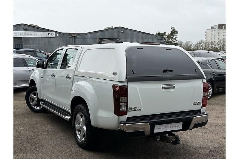 Used Isuzu D-Max 2016 White Pickup